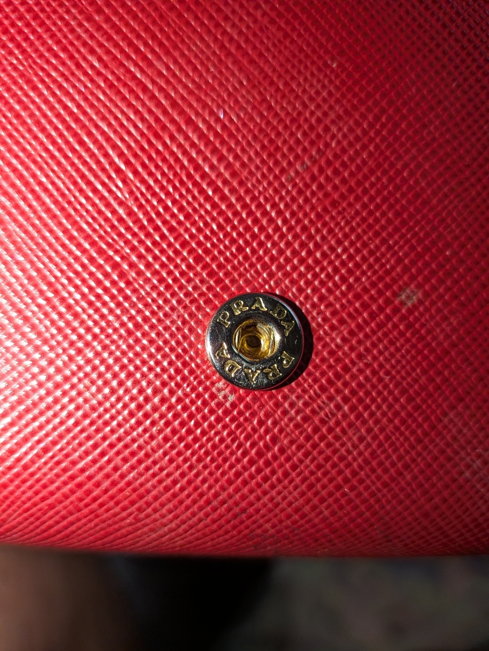 Prada Saffiano Logo Wallet Red Trifold. - Picture 15 of 15